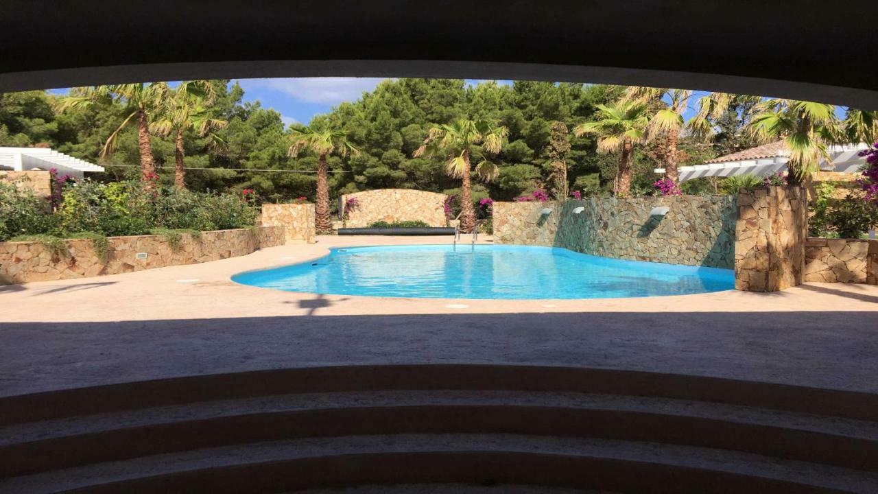 Residence Elegance Ville Ed Appartamenti A Porto Pino Exteriér fotografie